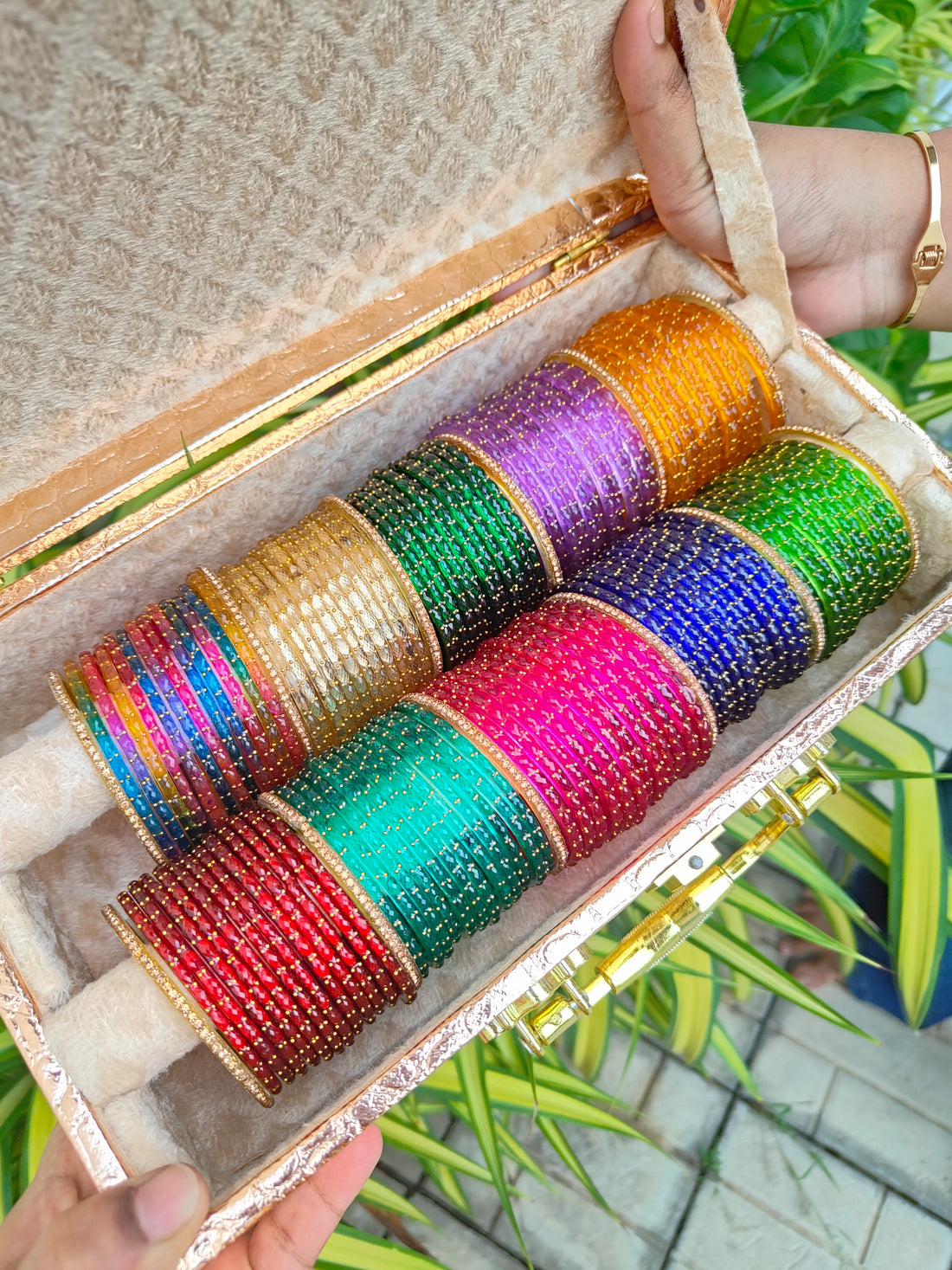 10 Dozen Raindrop With Glitter Glass Bangles Gift Combo With Box
