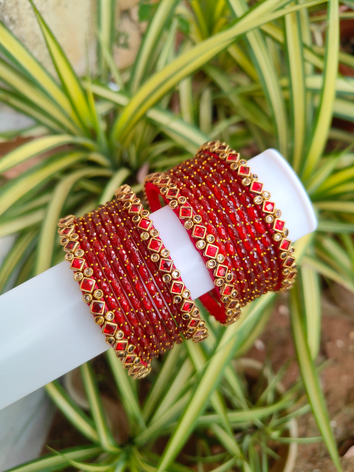 Red Diamond Silkthread Set With Glass Bangles