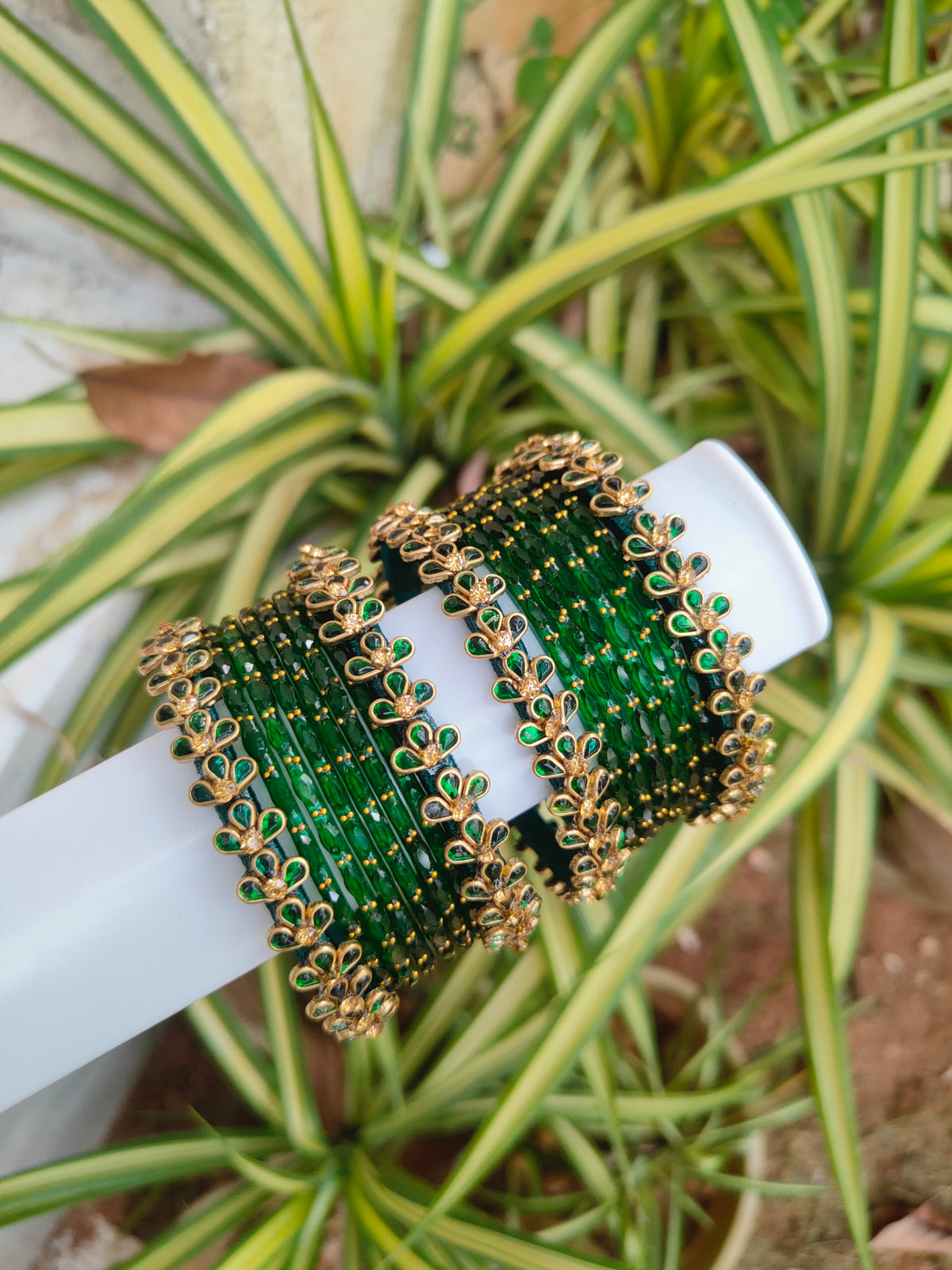 Bottle Green Floral Silkthread Set With Glass Bangles