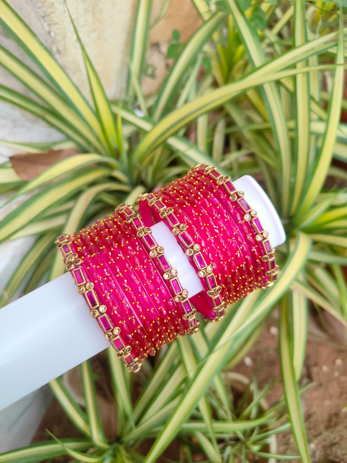 Rani Pink Rectangle Silkthread Set With Glass Bangles