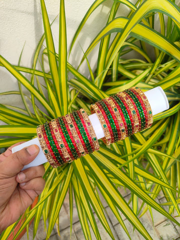 Aishwarya Lakshmi Metal Mix-Green & Red Raindrop Glass Bangles