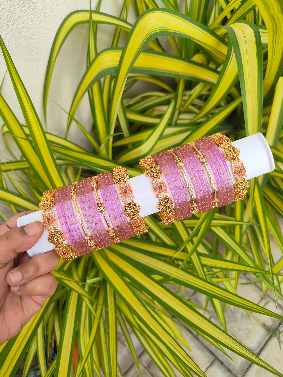 Vaibhavalakshmi Metal Mix – Lavender Raindrop Glass Bangles