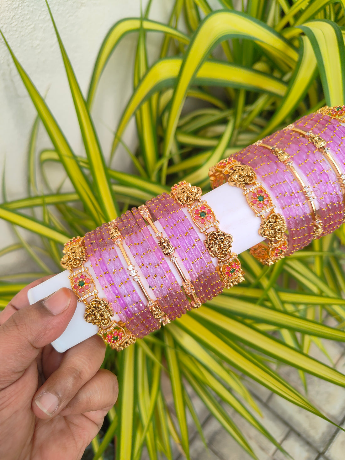 Vaibhavalakshmi Metal Mix – Lavender Raindrop Glass Bangles