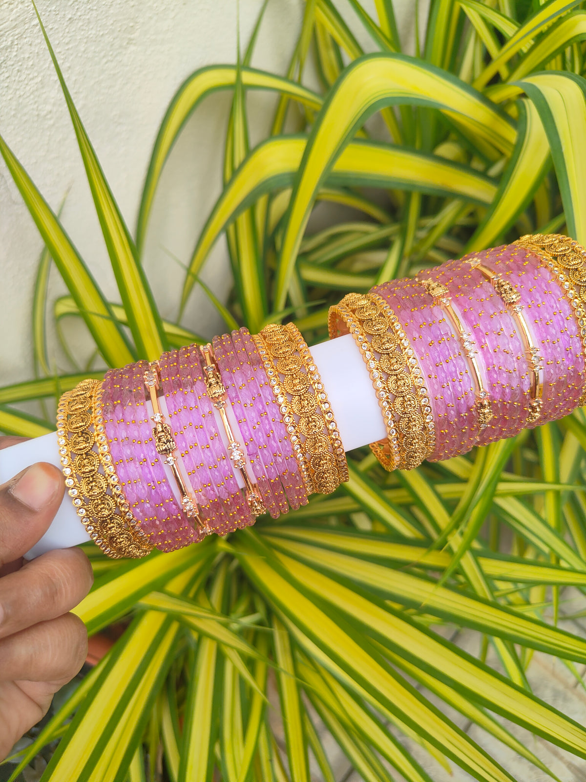 Swarnalakshmi Metal Mix - Lavender Raindrop Glass Bangles