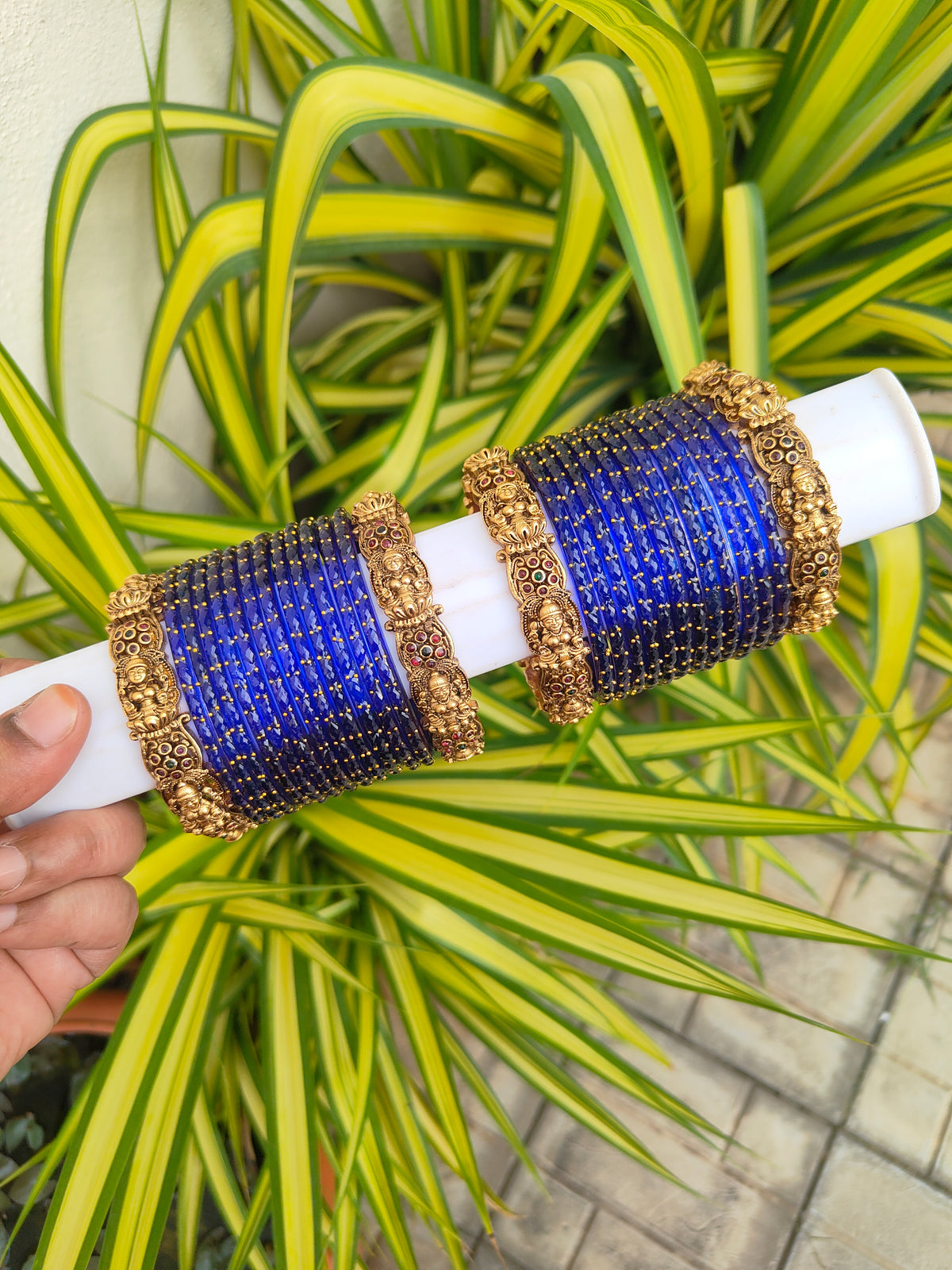 Lakshmi Aadhya Metal Mix-Royal Blue Raindrop Glass Bangles