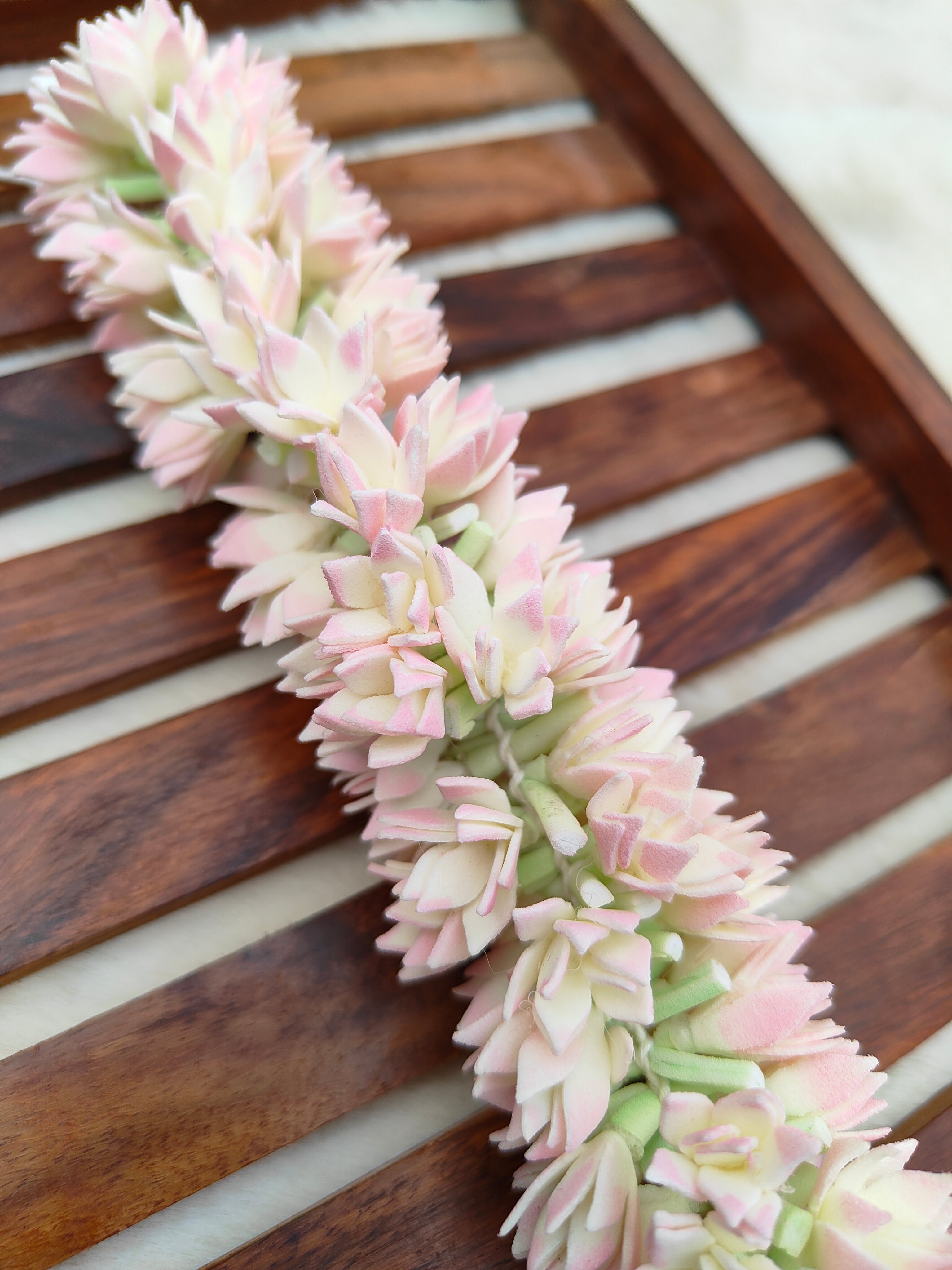 Foam Jathi Malli Bloomed -8 inch (1/2 molam)