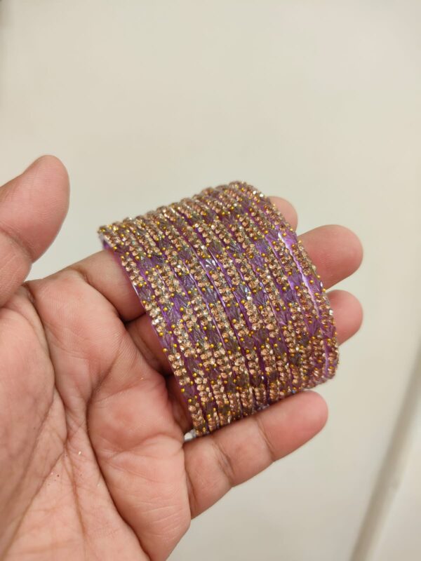 Thulir model glass bangles (Lavender)