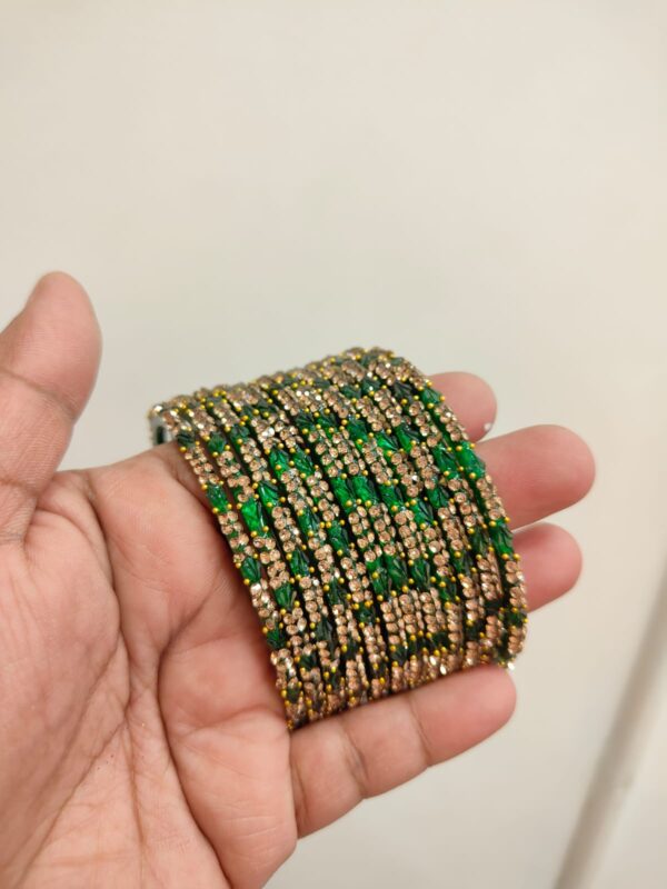 Thulir model glass bangles(Dark green)