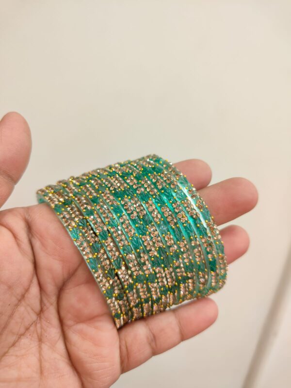 Thulir model glass bangles(Sky blue)