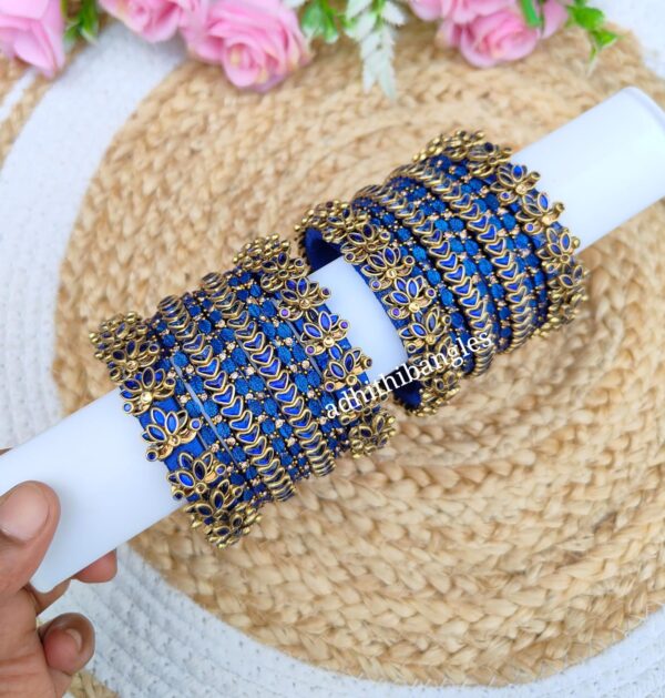 Navy blue Lotus set with glass bangles