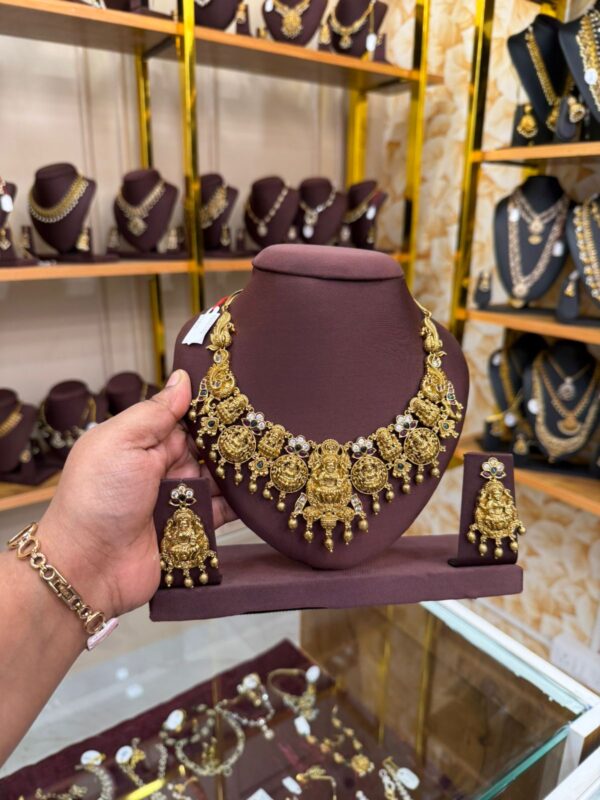 Nakshi grand Lakshmi necklace
