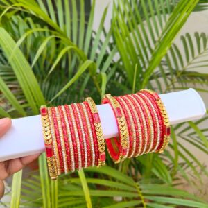 Silk thread mixed with glass bangles