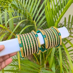 Silk thread mixed with glass bangles