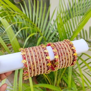 Silk thread mixed with glass bangles