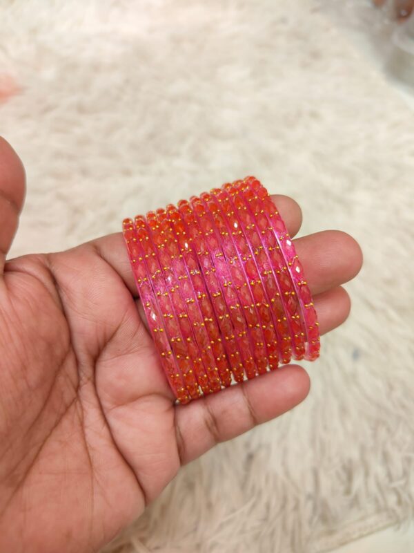 Raindrop glass bangles (Pink  )