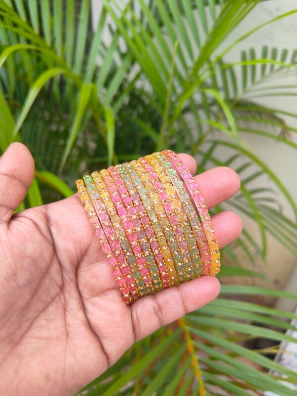 Rose model (Light multicolor )