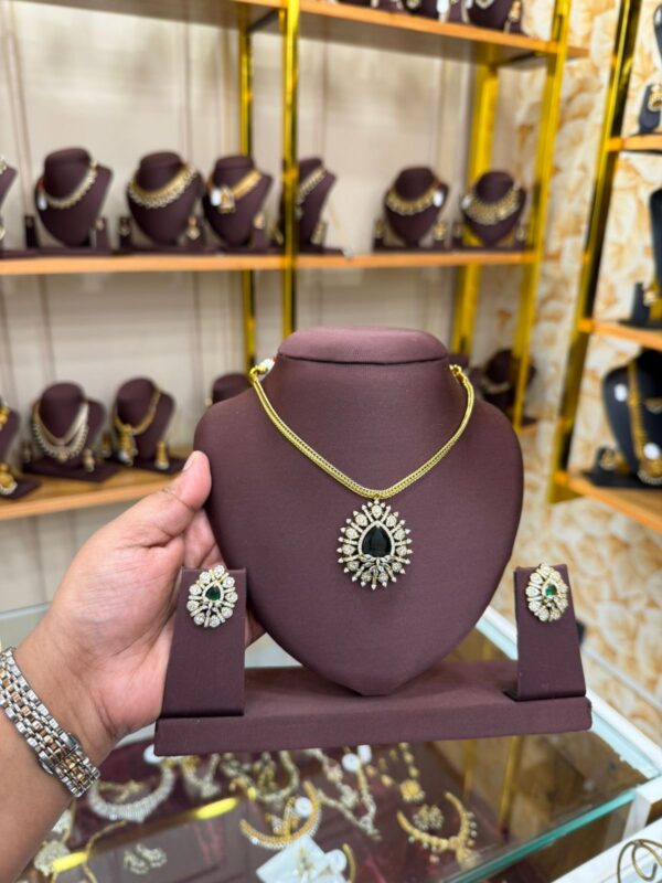Blossom Belle necklace set