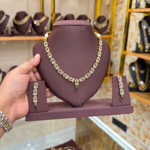 Dynasty Delight Necklace Set