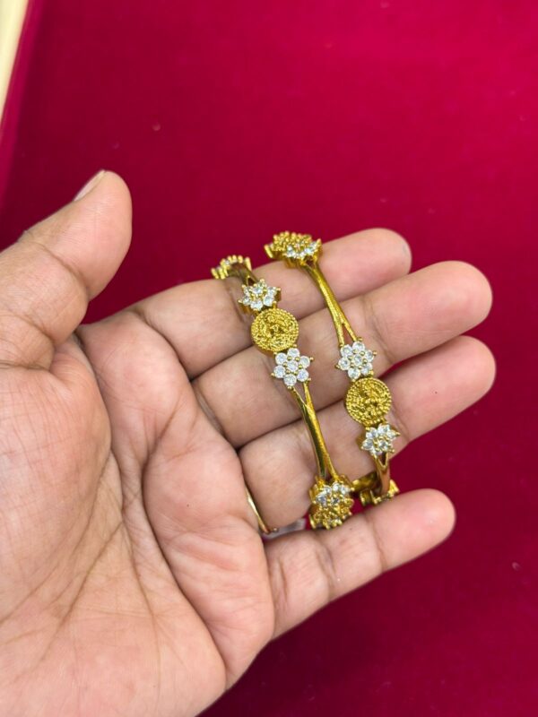Lakshmi with white stone bangles 2pcs
