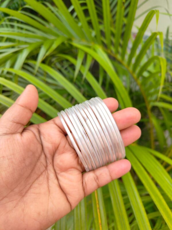 Plain glossy glass bangles (Kuppivala) Misty white color