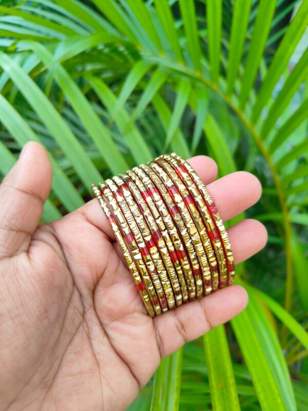 Nattu valayal -Red color